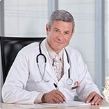 Giulio Carolina, professore e specialista in parassitologia.